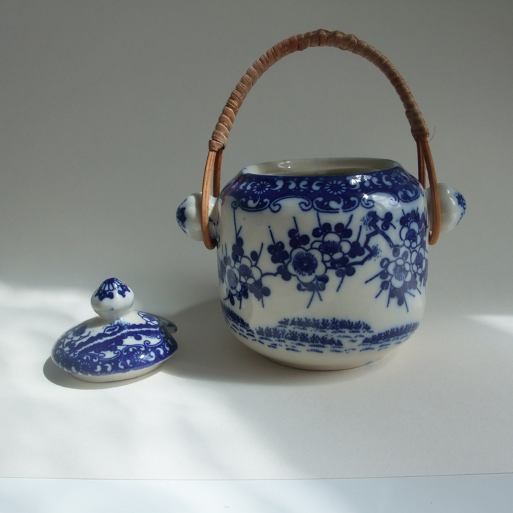 Honey, Honey - Vintage Ceramic Honey Pot